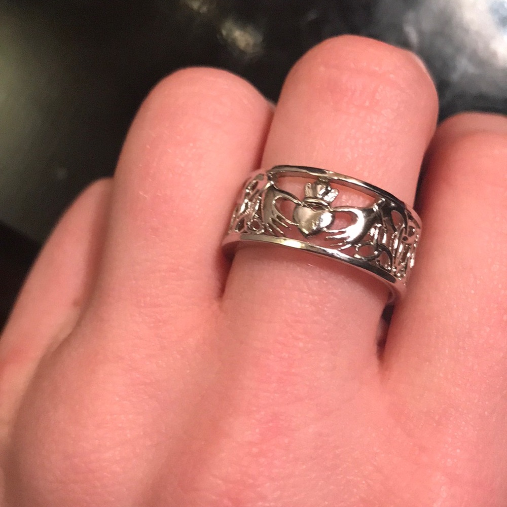 Silver Celtic Heart Band Ring - Women's Jewelry